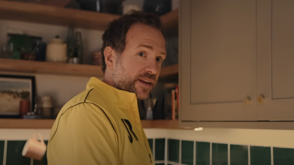 "Everything in life is so much difficult than it looks like on TV": the trailer for the fourth season of the comedy "Trying" has been released