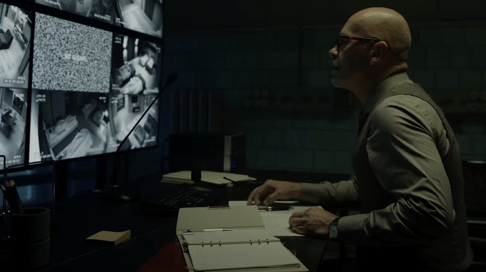 Федор Бондарчук проходит психологический эксперимент в трейлере сериала «Калимба»