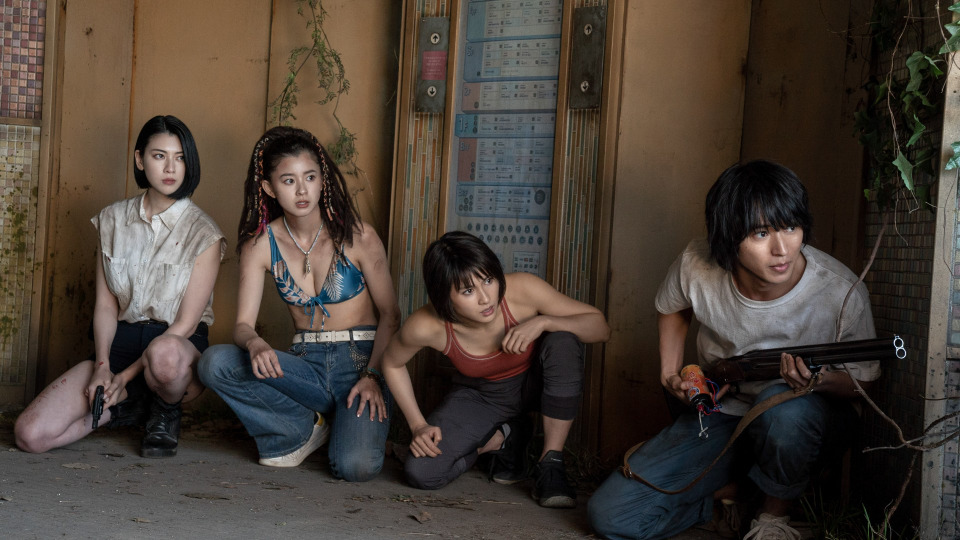 Netflix продлил японский сериал «Алиса в Пограничье» на третий сезон