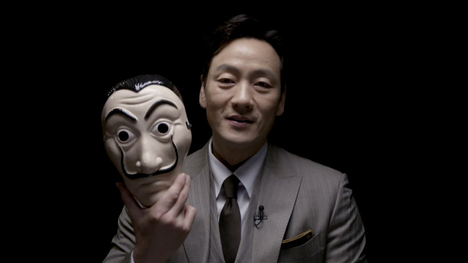 Netflix выпустит южнокорейский ремейк «Бумажного дома» с Пак Хэ-су из «Игры в кальмара»