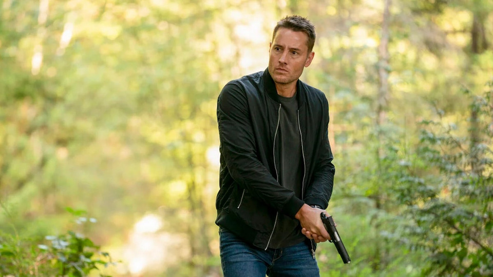 The series "Tracker" with Justin Hartley has been renewed for a second season