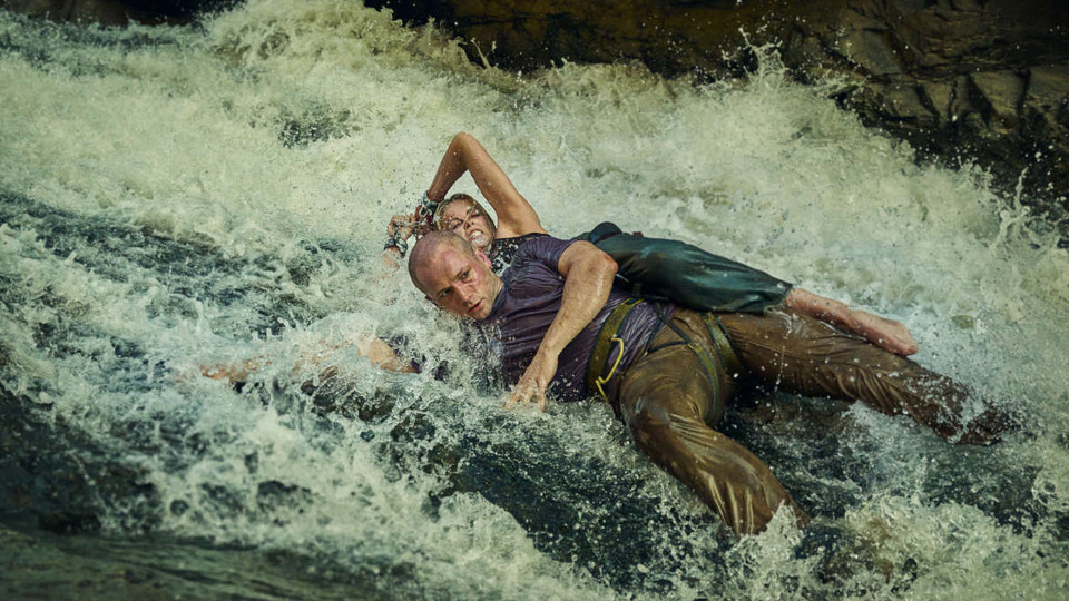 Вышел трейлер фильма «Вершина»: Шарлиз Терон в смертельной игре на выживание