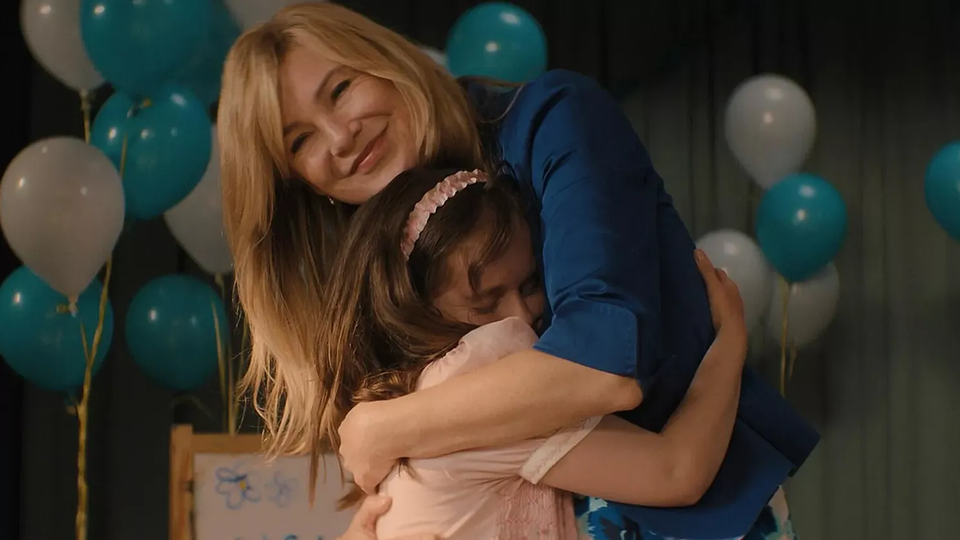 The trailer for the drama "Good American Family" starring Ellen Pompeo has been released