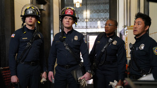 Fox закрыл сериал «911» и продлил «Одинокую звезду»