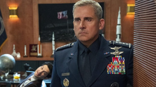 Netflix продлил «Космические войска» со Стивом Кареллом на второй сезон
