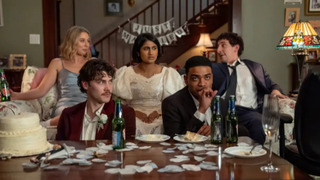 Комедию «Взрослые» продлили на второй сезон FX