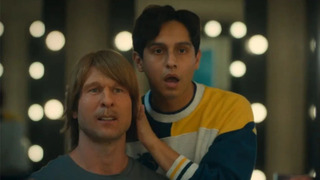 Glen Powell disguises himself for a second chance in a teaser for Hulu's series "Chad Powers"