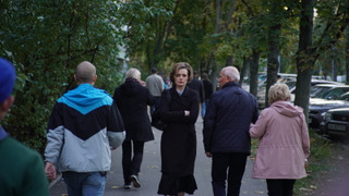Анна Миклош поделилась фото со съемок сериала «Я заберу твою семью»