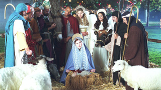 Что посмотреть на праздниках? 7 нетривиальных новогодних и рождественских эпизодов