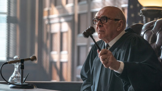 Фрэнк Ланджелла выбыл из каста сериала «Падение дома Ашеров» из-за обвинений в домогательствах