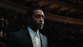 Showtime показал новый трейлер сериала «Человек, который упал на Землю»
