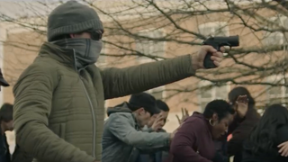 Посмотрите первый тизер шоу HBO The Outsider — экранизации романа Стивена Кинга