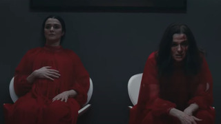 Появился первый тизер сериала «Связанные насмерть» с Рэйчел Вайс