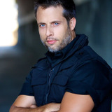 Dylan Hobbs — Detective Curtis