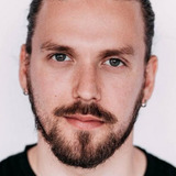Valeriy Velichko — Sazanych