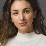 Thelma Fardin — Laura