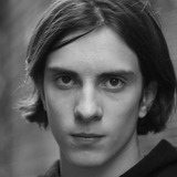 Hugo Fernandes — Léo