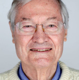 Роджер Корман — Antonio Sordi (in flashback) (uncredited)