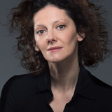 Diana Sá — Enfermeira Emília