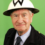 Bill Pertwee — Chief ARP Warden William Hodges