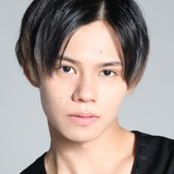 小笠原海 — Misumi Akihiko