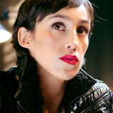 Manuela Oyarzún — Alejandra Mujica