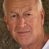 Barry Langrishe — Sergeant Bates