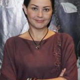 Roweina Umboh — Ibu Kate