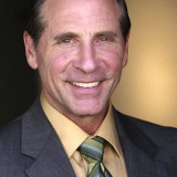 David M. Edelstien — Capitaine Robert McKay