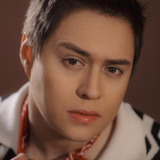 Enrique Gil — Simon Vicente Ibarra / Tenten