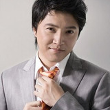 안재모 — Cha Shik's doctor