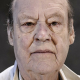 Sten Ljunggren — Axel Holtman