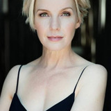 Jacqueline McKenzie — Diana Skouris