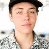 Ethan Cutkosky — Carl Gallagher