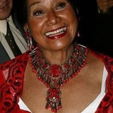 Aurora Clavel — La nana de Claudio y Ángel