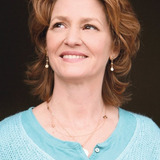 Melissa Leo — Toni Bernette