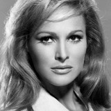 Ursula Andress — Athalie
