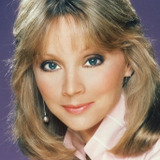 Shelley Long — Kelly Novack