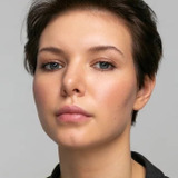 Владислава Ермолаева — Саша Попова