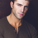 Майлз Клоэсси — Uther