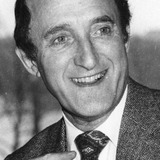 Ron Moody — (voice)