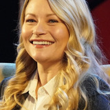 Emilie de Ravin — Claire Littleton