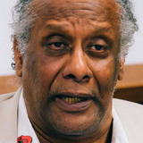 Arthur Burghardt — Edward Tully (voice)