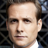 Гэбриел Махт — R. J. O'Brian