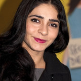 Pegah Ferydoni — Yağmur Öztürk