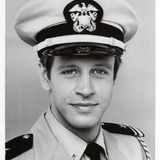 Richard Gilliland — Lt. Nick Holden
