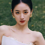 Го Сяо Тин — Li Qiaoqi