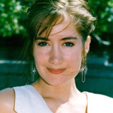 Lynsey Baxter