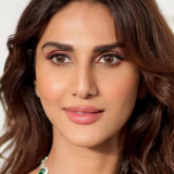 Vaani Kapoor — Rea Thomas