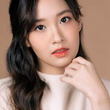 Napasorn Weerayuttwilai — Mon